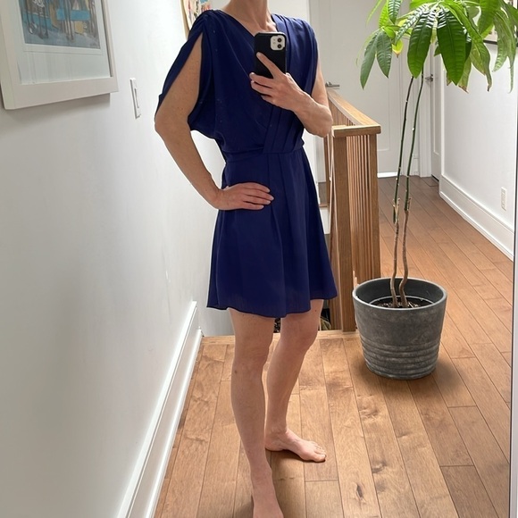 BCBGeneration blue/purple short dress with beautiful sleeves and wrap optic, S - Picture 3 of 10